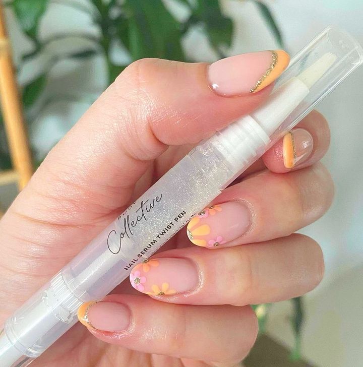 How to use a Cuticle Oil Twist Pen